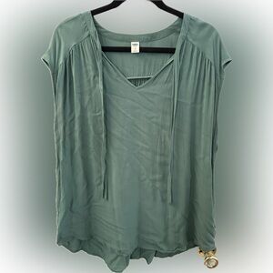 Old Navy Women's Teal Blouse